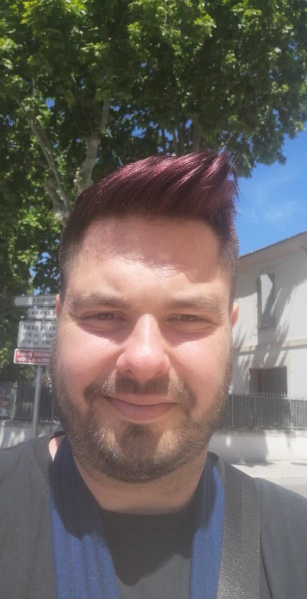 Profil von Ayman